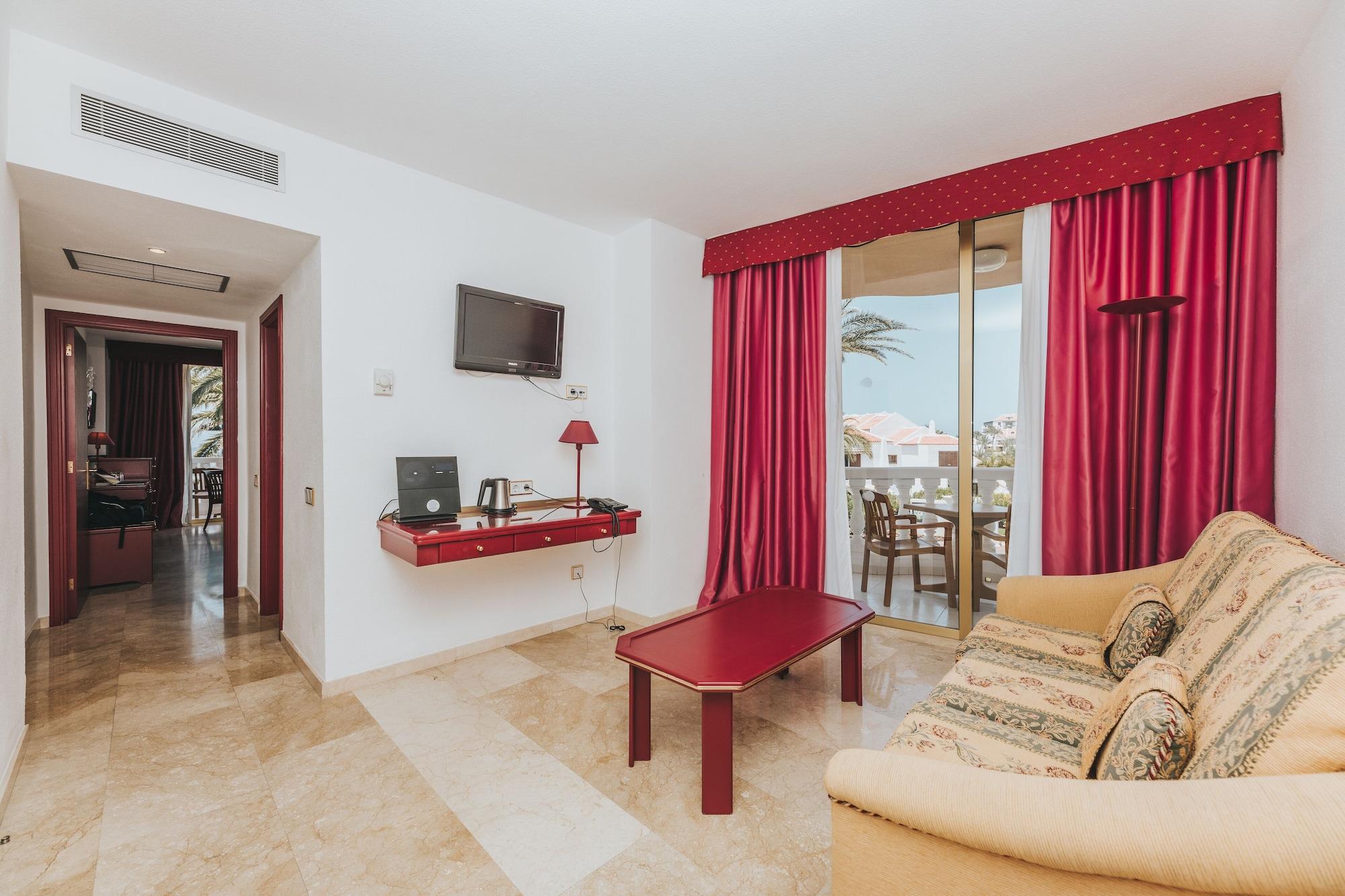 Hotel Cleopatra Palace Плая де лас Америкас Екстериор снимка