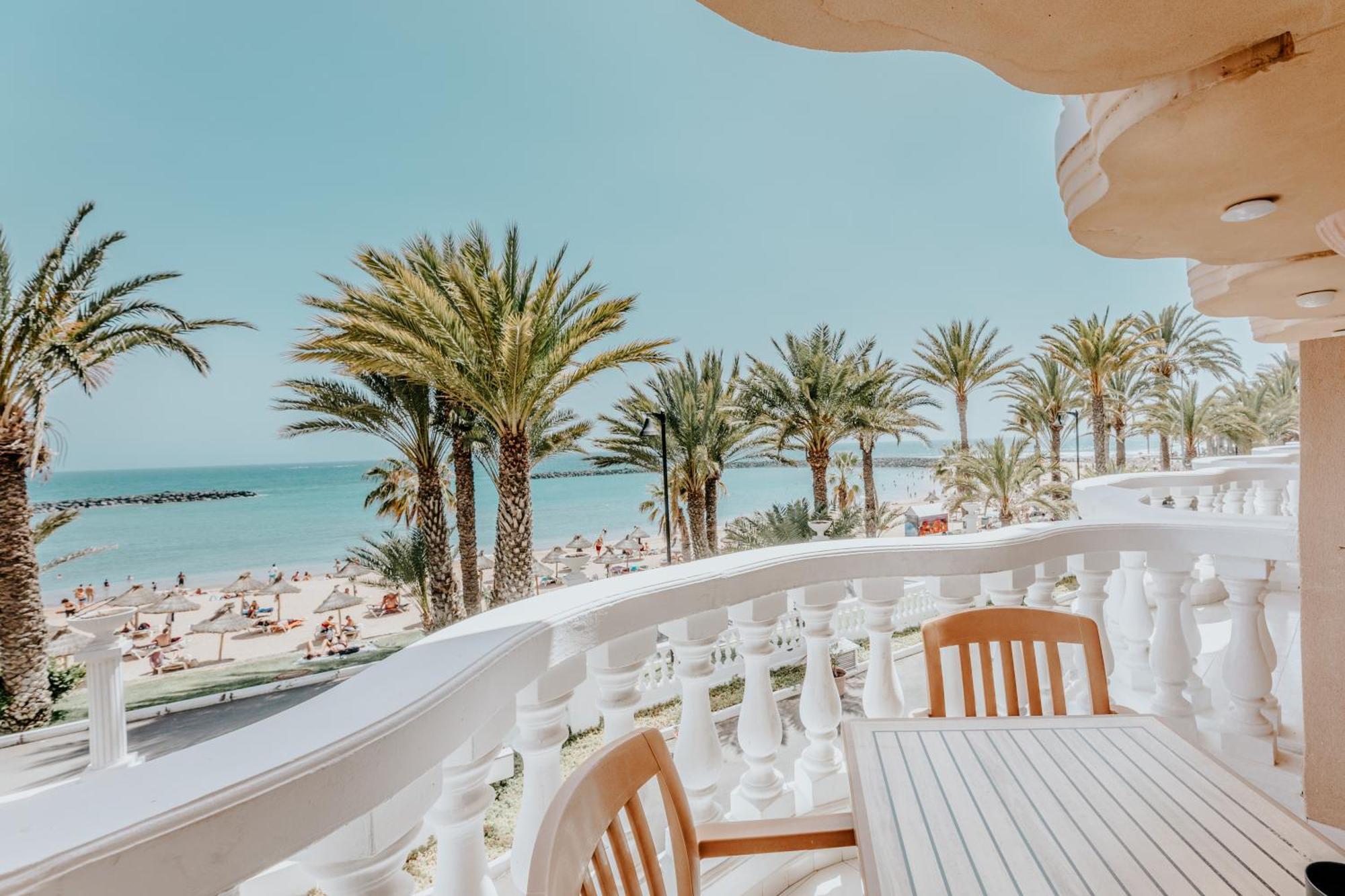 Hotel Cleopatra Palace Плая де лас Америкас Екстериор снимка